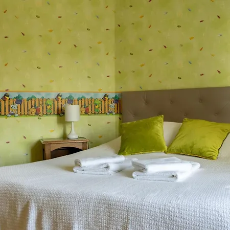 בית נופש Les Oiseaux_a Avec Piscine Chauffee